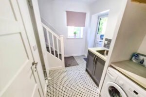 Faebait Lodge hallway